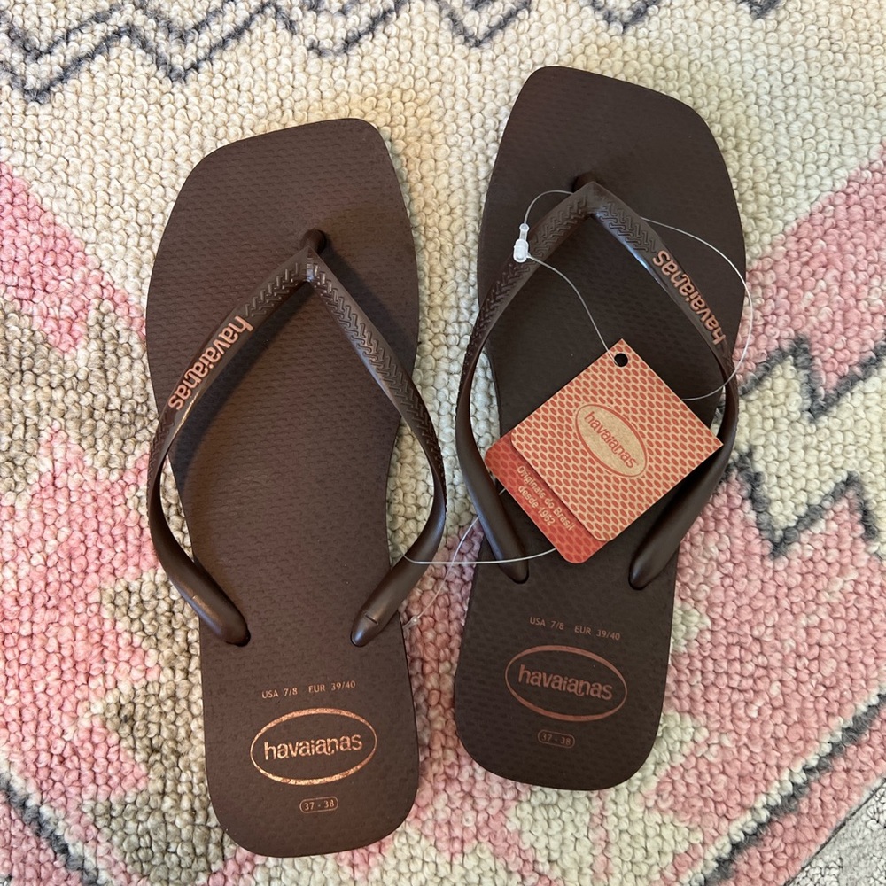Havaianas slim square brown flip flops - BRAND NEW TAGS STILL ATTACHED
